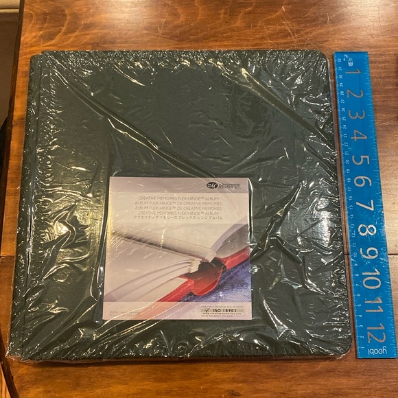 NEW CREATIVE MEMORIES Album 12 x 12  DARK Green Factory Sealed Flex-Hinge Cover - Picture 7 of 7
